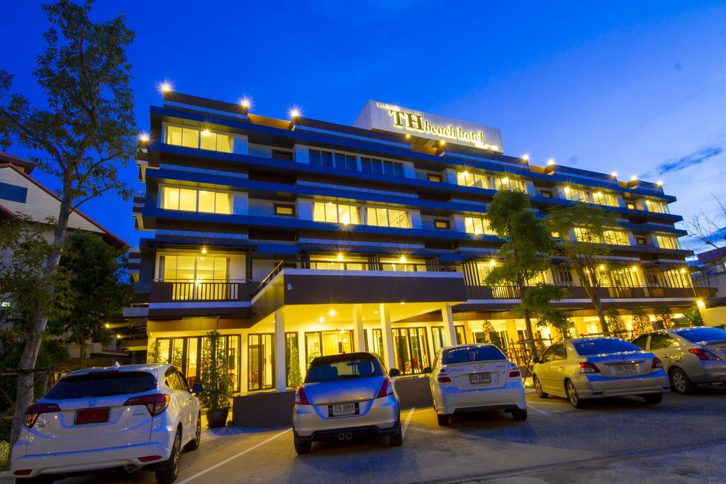 Th Beach Hotel HHQ Esterno foto