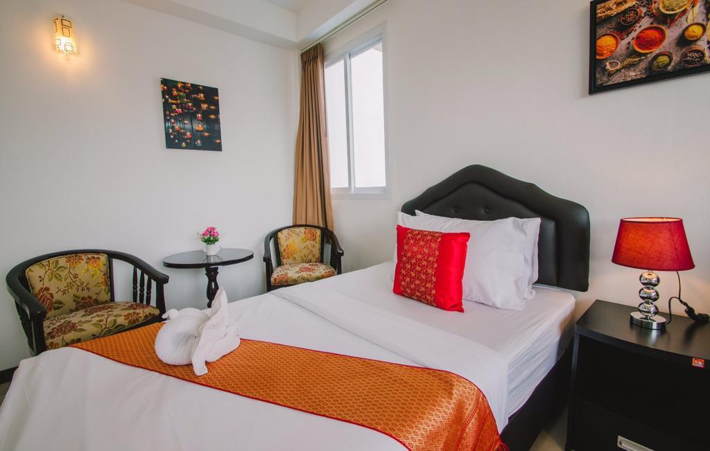 Th Beach Hotel HHQ Esterno foto