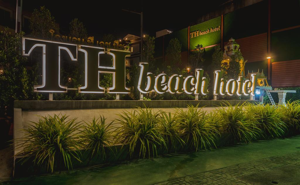 Th Beach Hotel HHQ Esterno foto