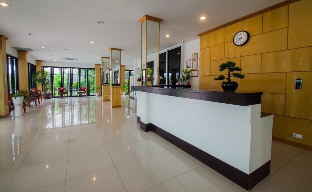 Th Beach Hotel HHQ Esterno foto