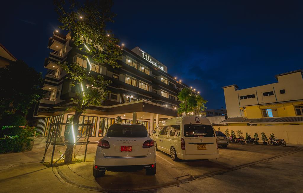 Th Beach Hotel HHQ Esterno foto