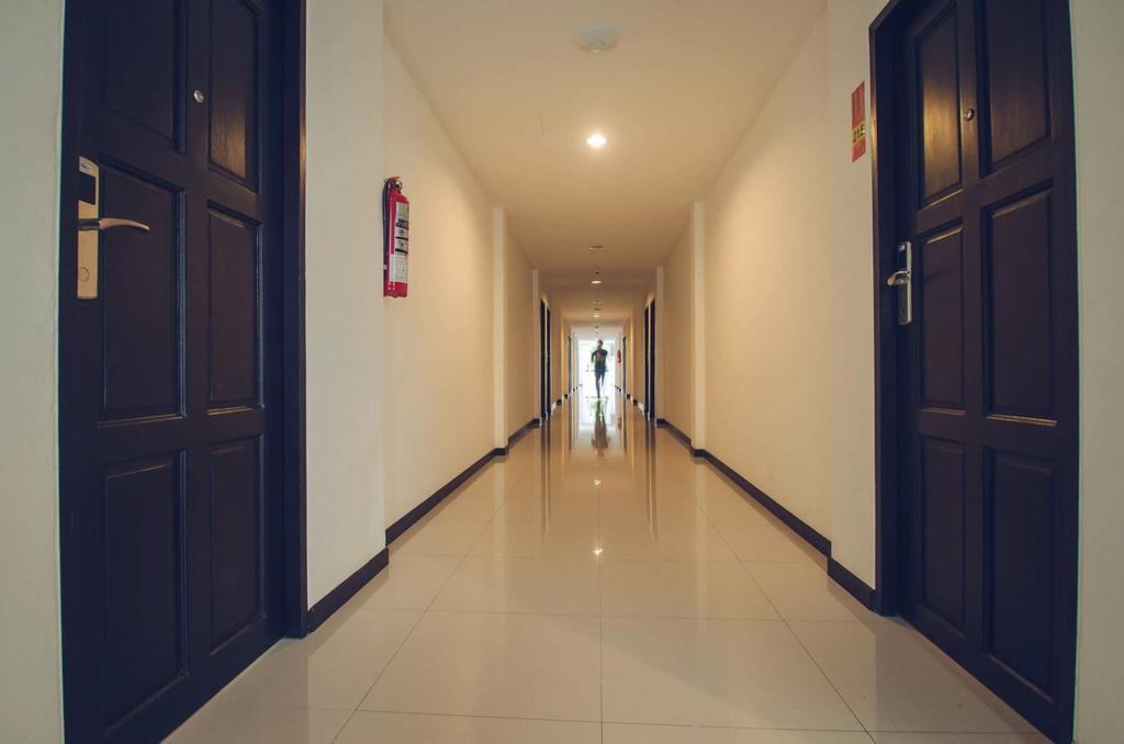 Th Beach Hotel HHQ Esterno foto